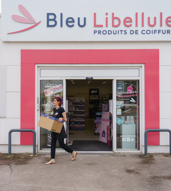 concept-magasin-bleu-libellule